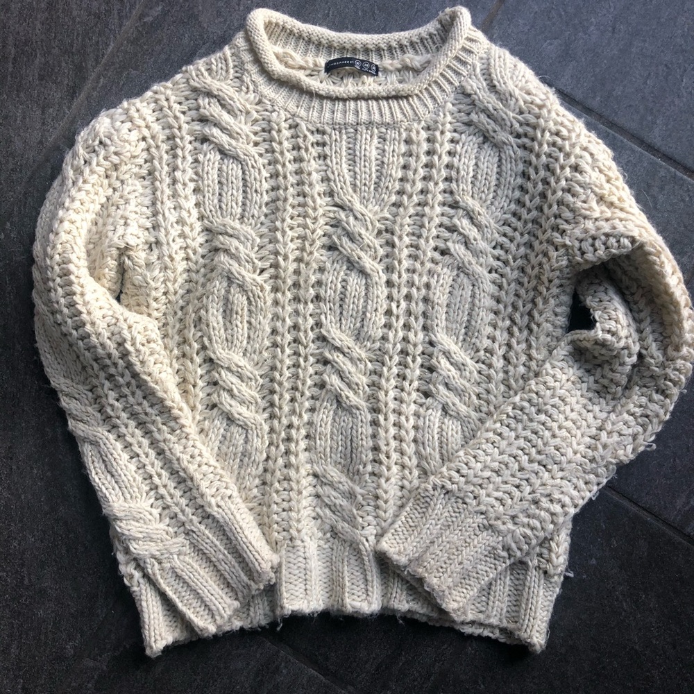 UK brand ivory knit sweater with gold thread.